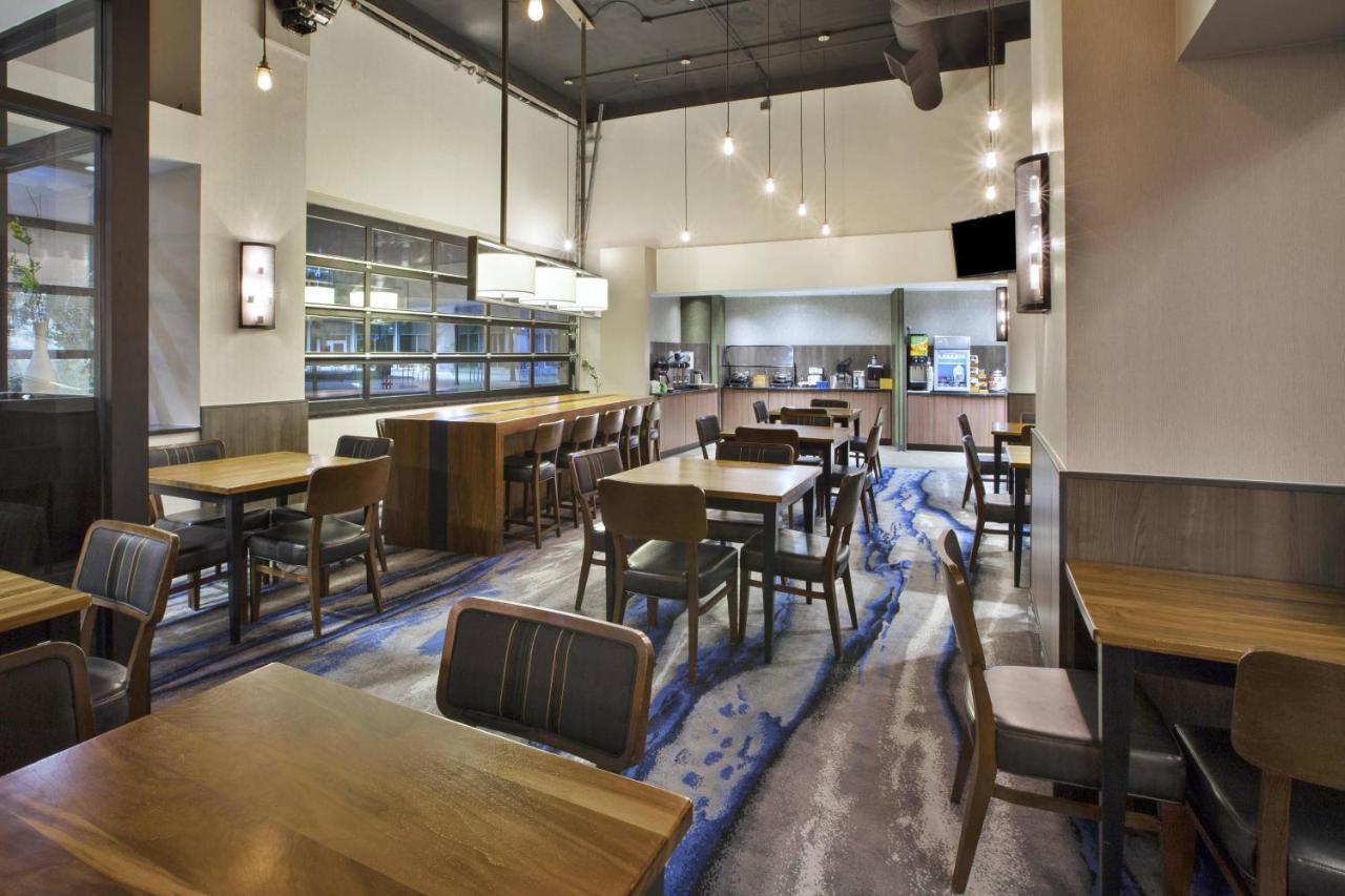 Fairfield Inn & Suites By Marriott Milwaukee Downtown Exteriér fotografie