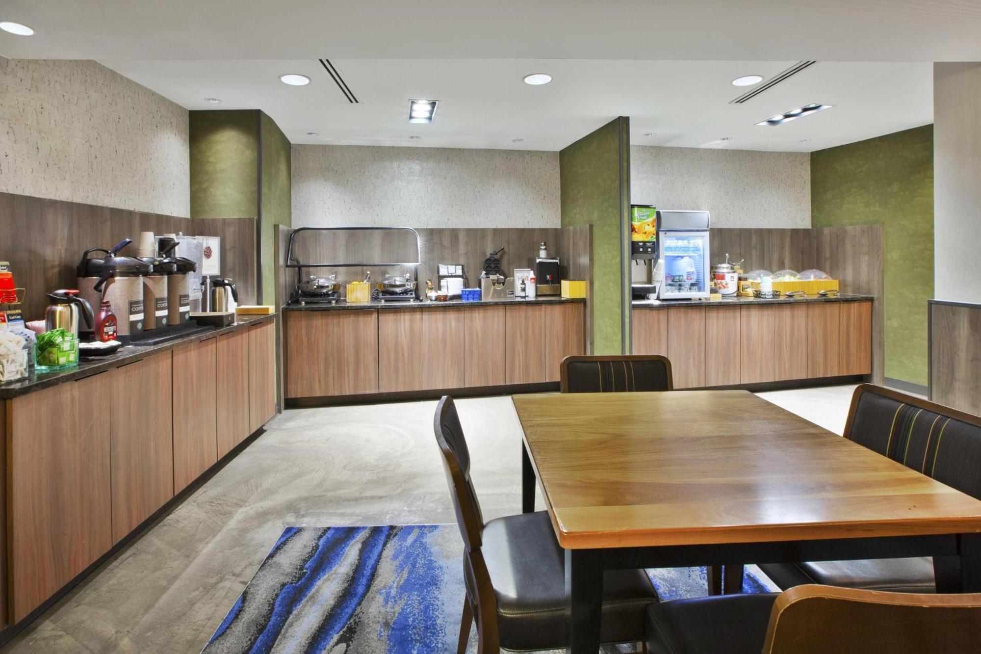 Fairfield Inn & Suites By Marriott Milwaukee Downtown Exteriér fotografie