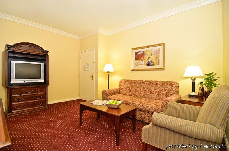 Fairfield Inn & Suites By Marriott Milwaukee Downtown Pokoj fotografie