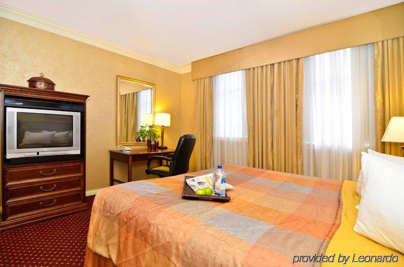 Fairfield Inn & Suites By Marriott Milwaukee Downtown Pokoj fotografie