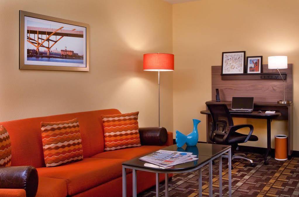 Fairfield Inn & Suites By Marriott Milwaukee Downtown Exteriér fotografie