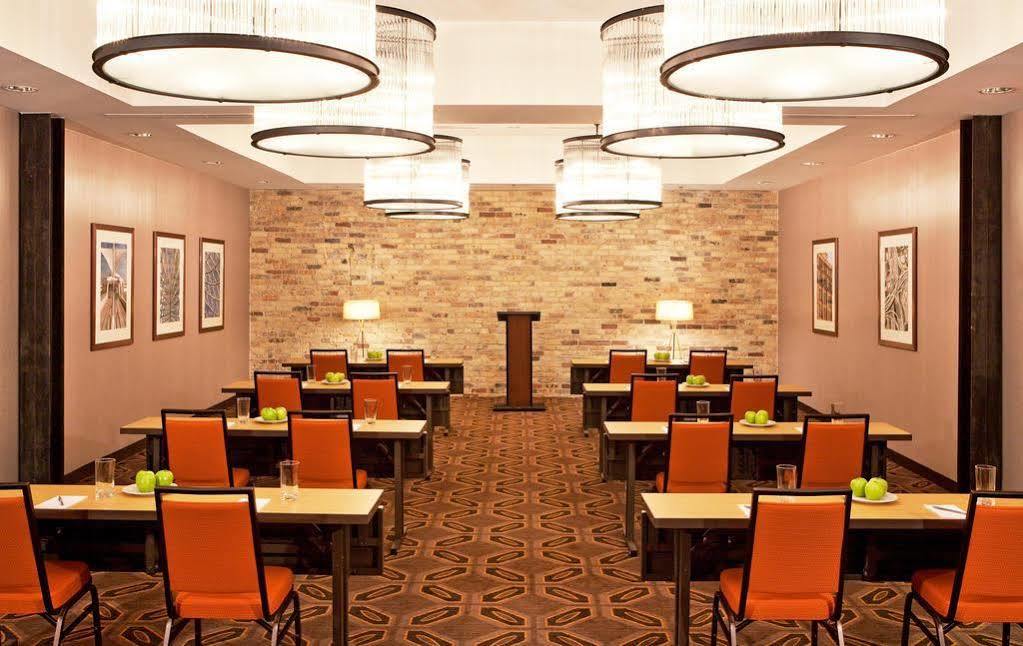 Fairfield Inn & Suites By Marriott Milwaukee Downtown Exteriér fotografie